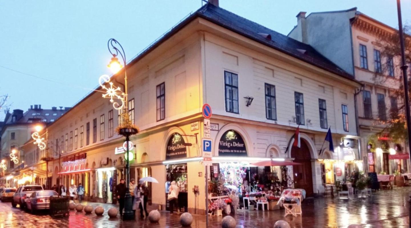 Budapestayz - Raday Rooms Exteriör bild